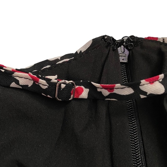 Lush Red Black White Liberty Floral Mini Ruched Dress Smocked Back Small - Picture 12 of 16
